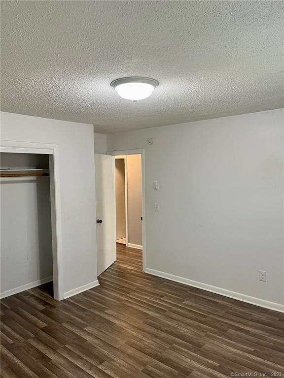 Building Photo - 20 Shagbark Rd