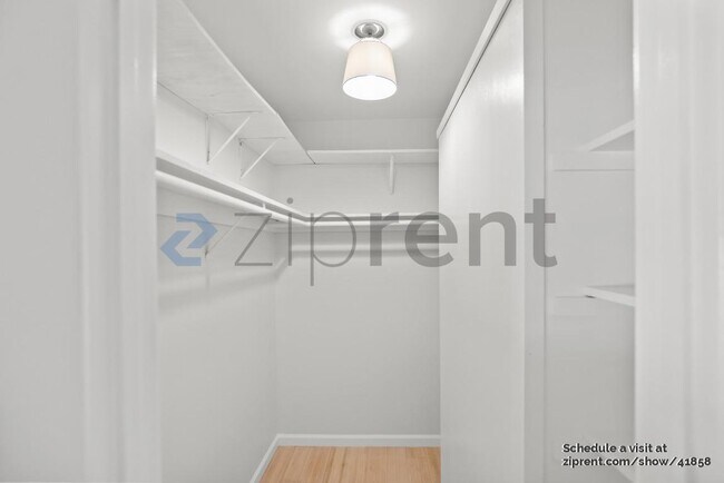 Building Photo - 500 W Middlefield Rd