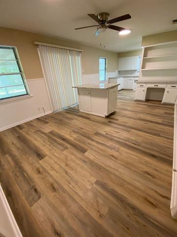 Building Photo - 804 Hillside Dr