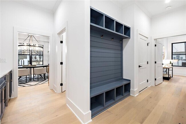 Building Photo - 500 Ridgewater Dr