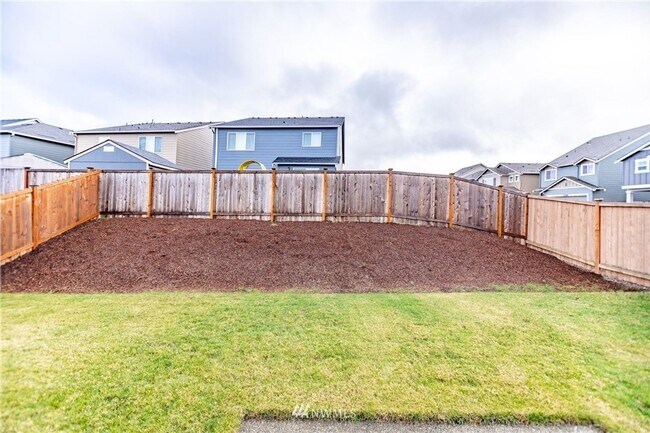 Building Photo - FOR RENT | South Hill / Puyallup Rainier Ridge Community