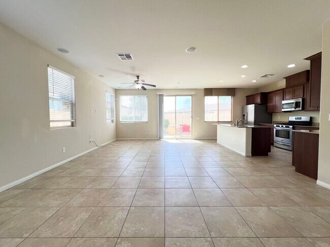 Building Photo - Wonderful one-story single-story property