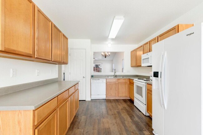 Building Photo - 8703 Silver Glen Dr