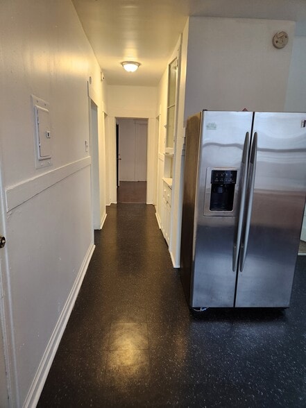 Building Photo - 309 Ellis Ave