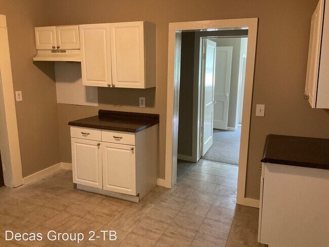 Building Photo - 3 br, 1 bath House - 125 20th Avenue NE