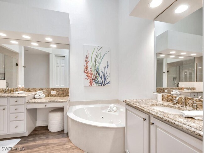 Building Photo - 10240 Bellavista Cir