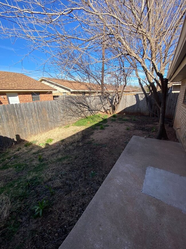 Building Photo - 566 Scotland Ct