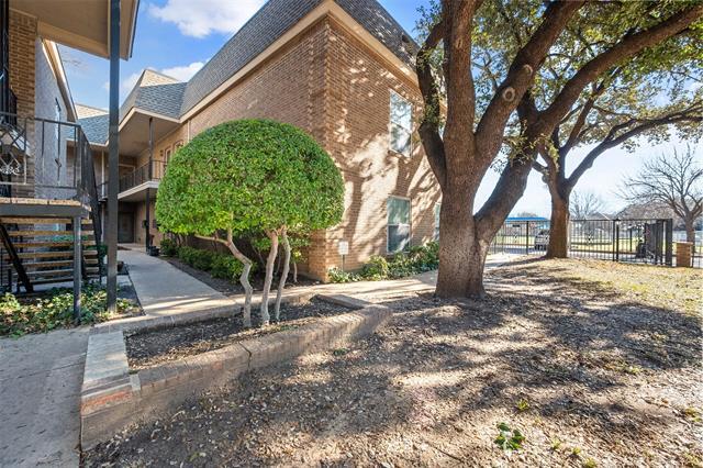 Building Photo - 4420 Harlanwood Dr