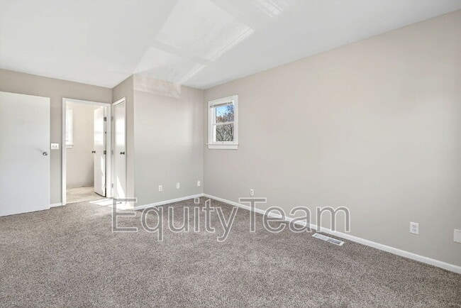 Building Photo - 517 Brunswick Dr