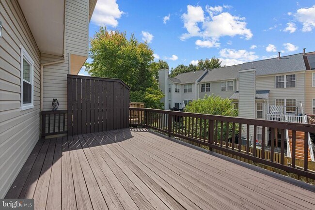 Building Photo - 20335 Briarcliff Terrace