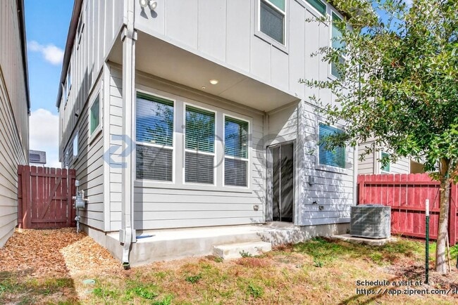 Building Photo - 8851 Oakland Rd