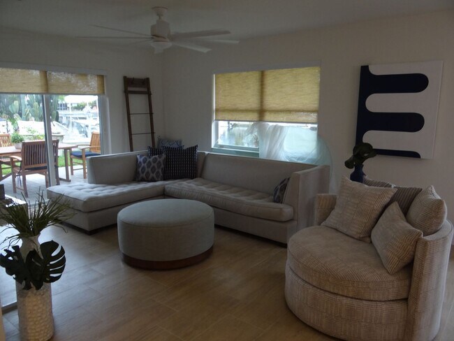 Building Photo - AVAILABLE SEASON 2027   PUNTA GORDA ISLES  SALTWATER FRONT HOME $5000