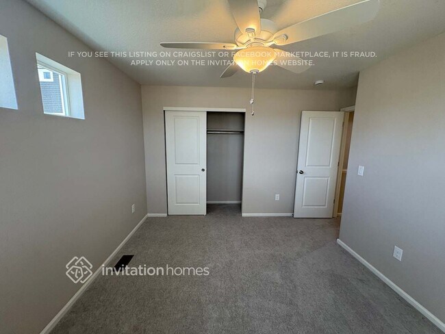 Building Photo - 3377 Streamwood Dr