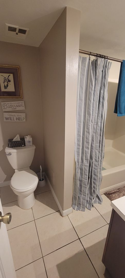 Building Photo - 3BR/2BA Home with Bonus/Game Room in Quiet Residential Neighborhood