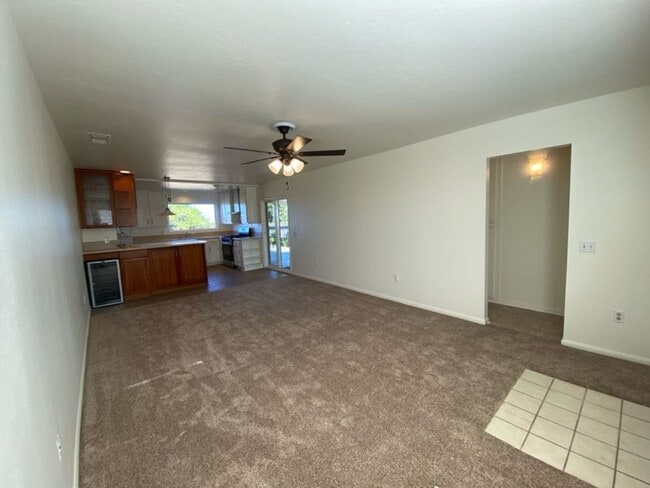 Building Photo - Cozy 2 Bed 1 Bath in the Peacock Hills 55+ Community!