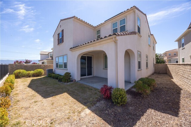 Building Photo - 24153 Paseo del Rancho Dr