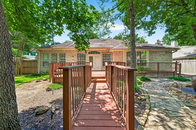 Building Photo - 22 Westwinds Cir