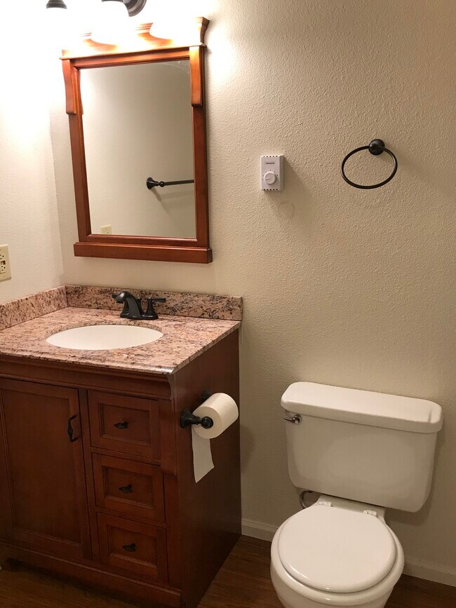 Building Photo - 7003 Tumbleweed Dr