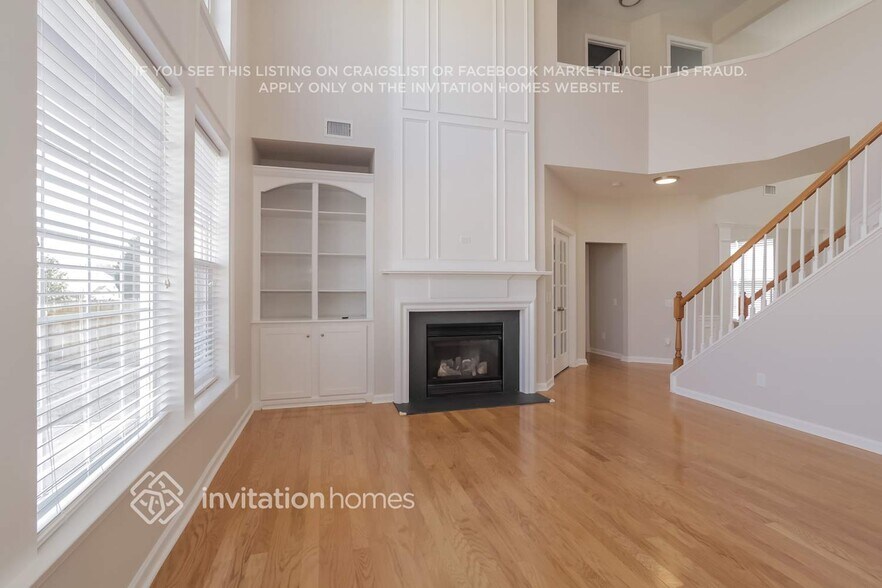 Building Photo - 2512 Red Birch Dr