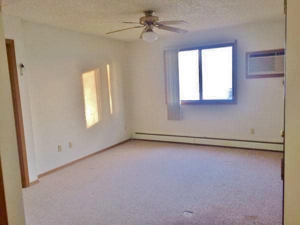 Building Photo - 1447 Aber Ave