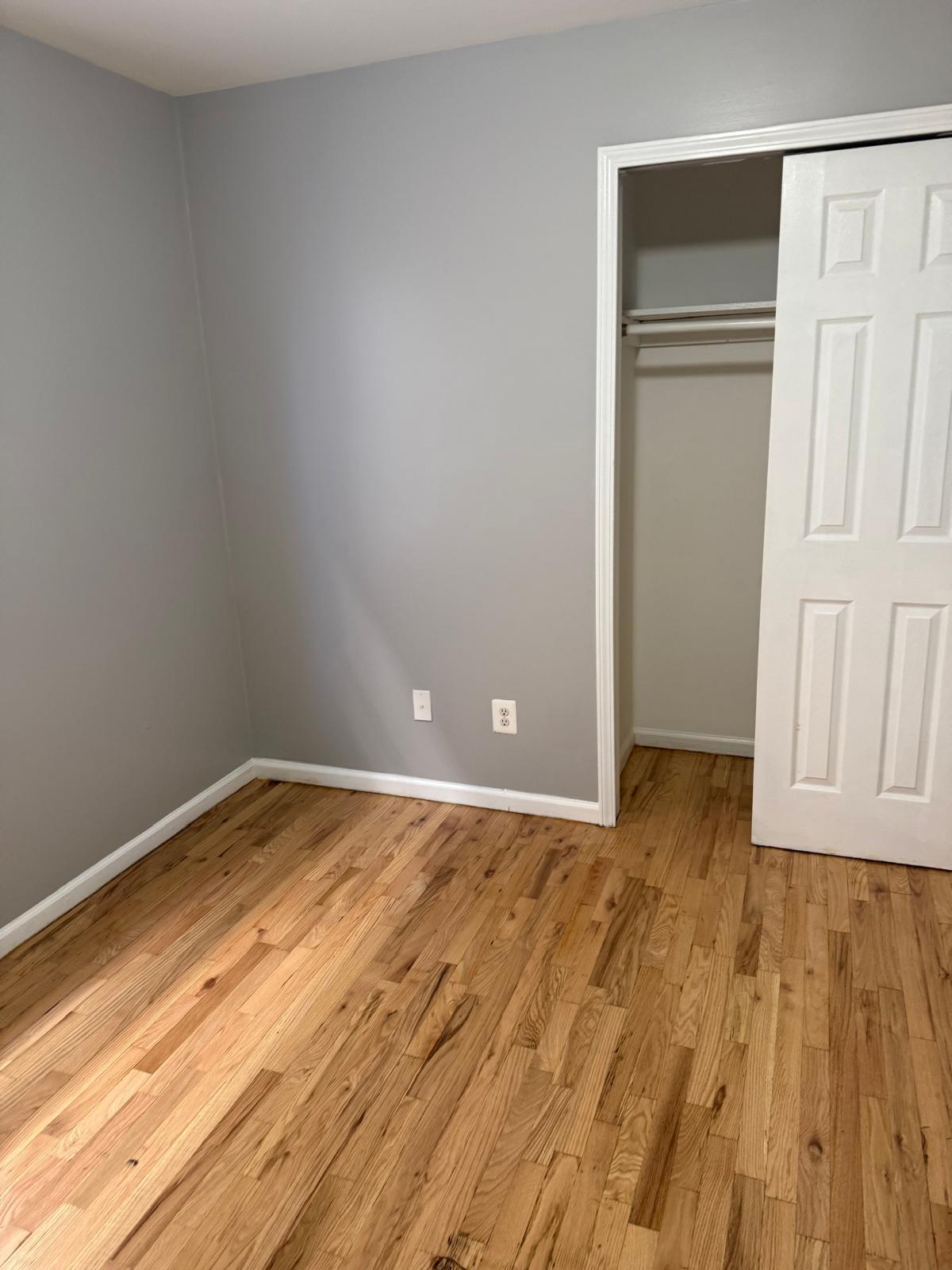 Building Photo - 535 S 18th St