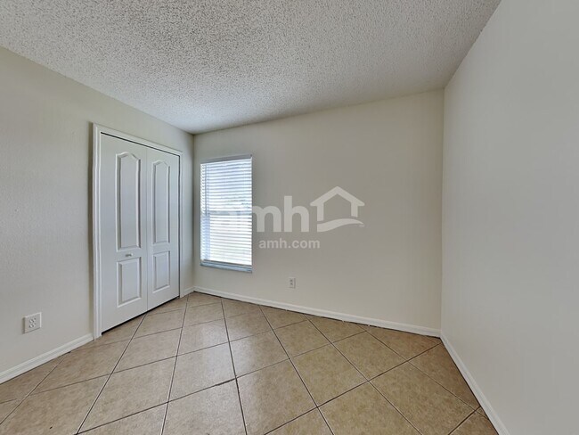 Building Photo - 10603 Cami Ct