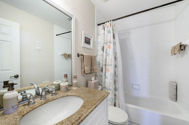 Building Photo - 1477 Park Beach Cir