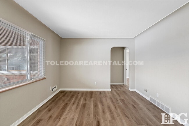 Building Photo - 4225 Harvest Ln