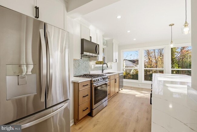 Building Photo - 2809 Pierpont St