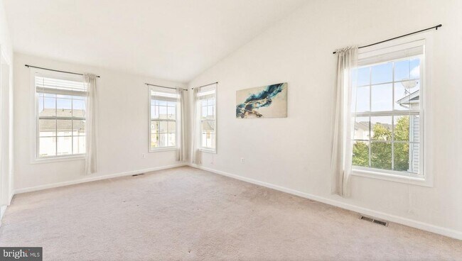 Building Photo - 23100 Dunlop Heights Terrace