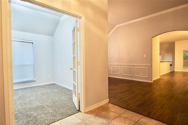 Building Photo - 8116 White Stallion Trail