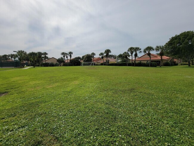 Building Photo - 3041 Casa Rio Ct