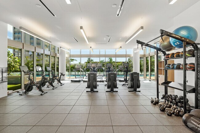 Building Photo - Brand New Condo/Sky Ala Moana/1BR, 1BA, 1P...
