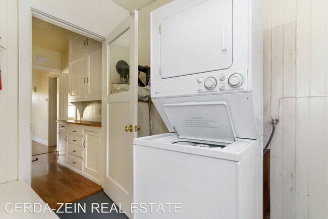 Building Photo - 2 br, 1 bath House - 1409 Page St