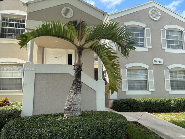 Building Photo - 2662 SE 19th Ct