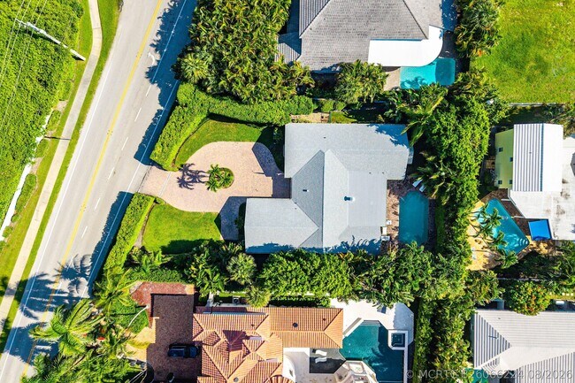 Building Photo - 5555 N Ocean Blvd