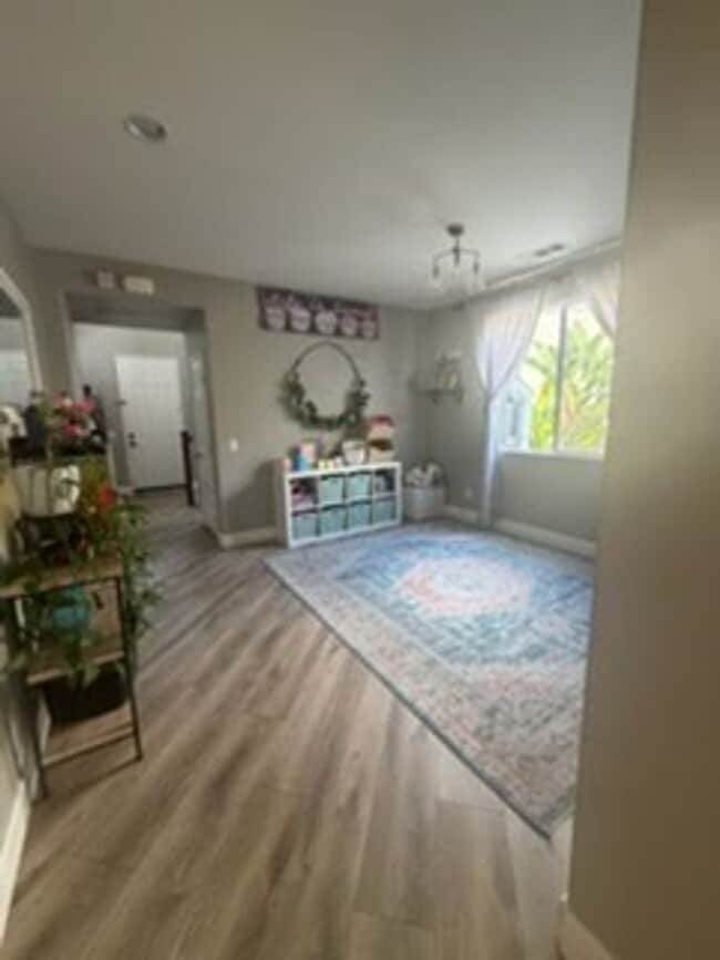 Building Photo - 34253 Chaparossa Dr