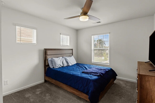 Building Photo - Earn Wealth While Leasing - Like a Homeowner - Lease to Own