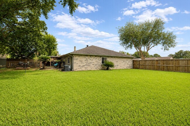 Building Photo - 16814 Square Rigger Ln