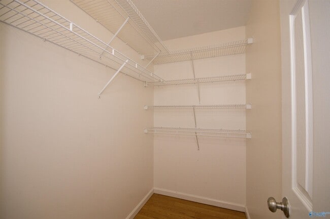 Building Photo - 277 Postwood Ct