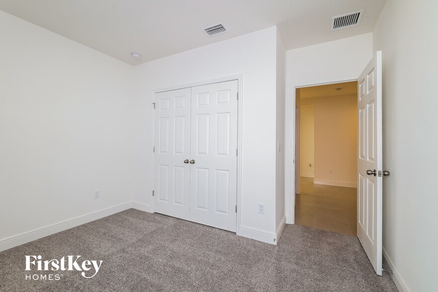 Building Photo - 1100 Cavender Creek Rd