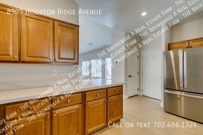 Building Photo - 8909 Houston Ridge Ave
