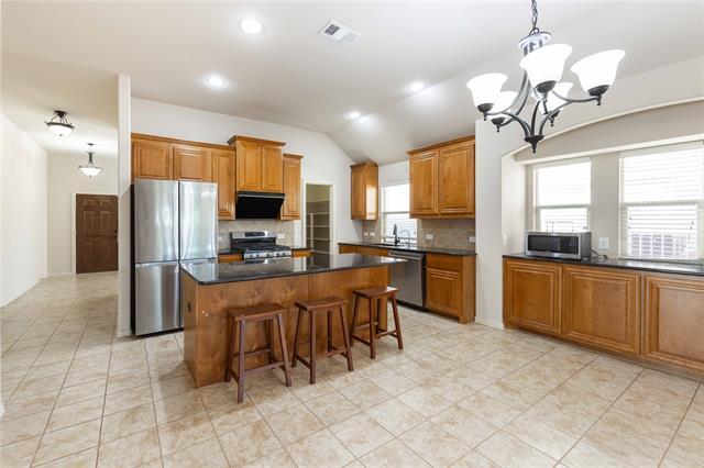 Building Photo - 2340 Aurora Dr