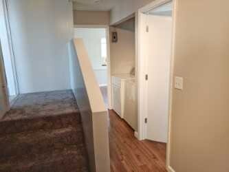 Building Photo - Looking for a home or an office space...Come take a look!!