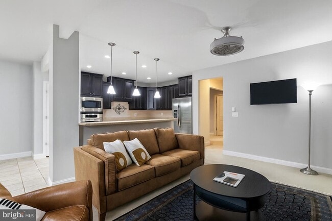 Building Photo - 21234 Park Grove Terrace