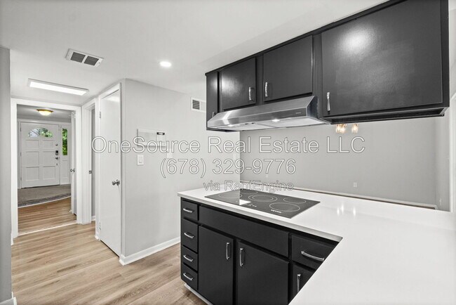 Building Photo - 7312 Cardigan Cir NE