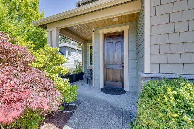 Building Photo - **Stunning Luxury Home in Desirable Mukilteo for RENT!** Available August 25th for MOVE IN