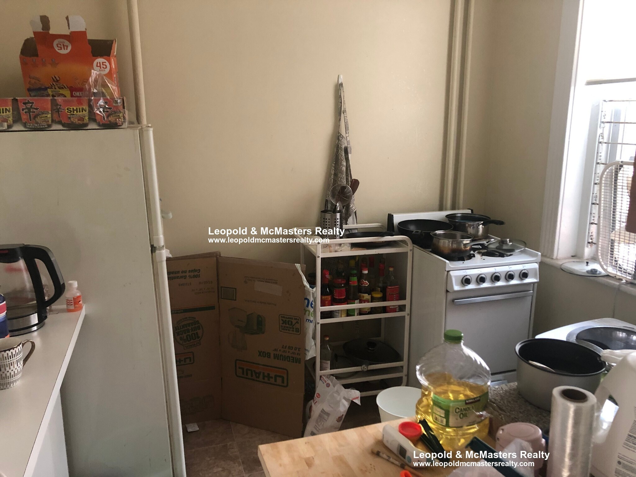 Building Photo - 38 Gardner St