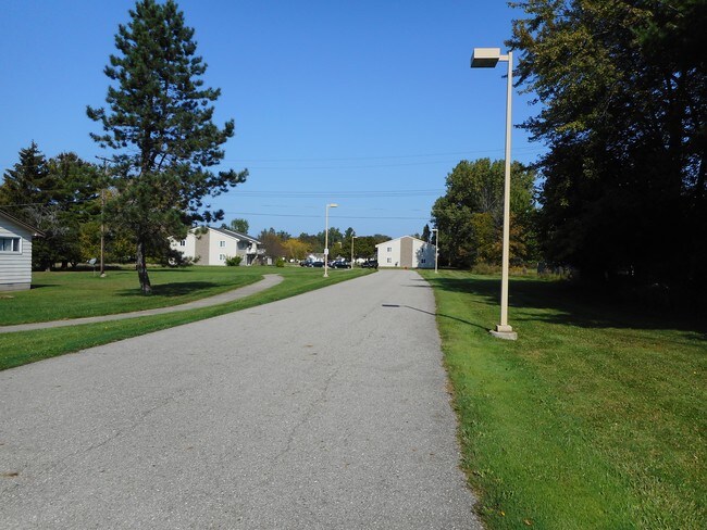 Building Photo - Harbor Villa Apartments