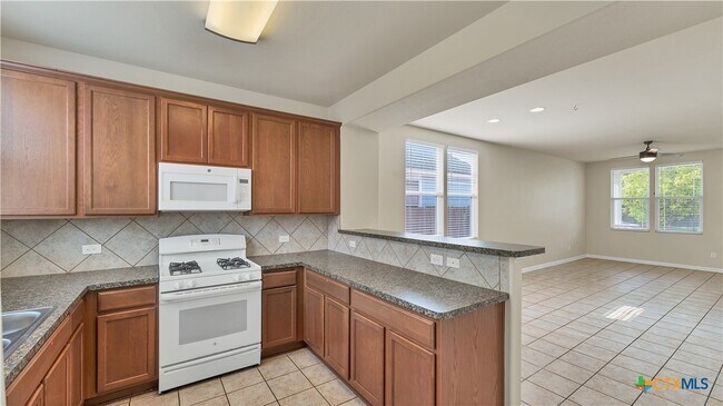 Building Photo - 334 Newberry Tr